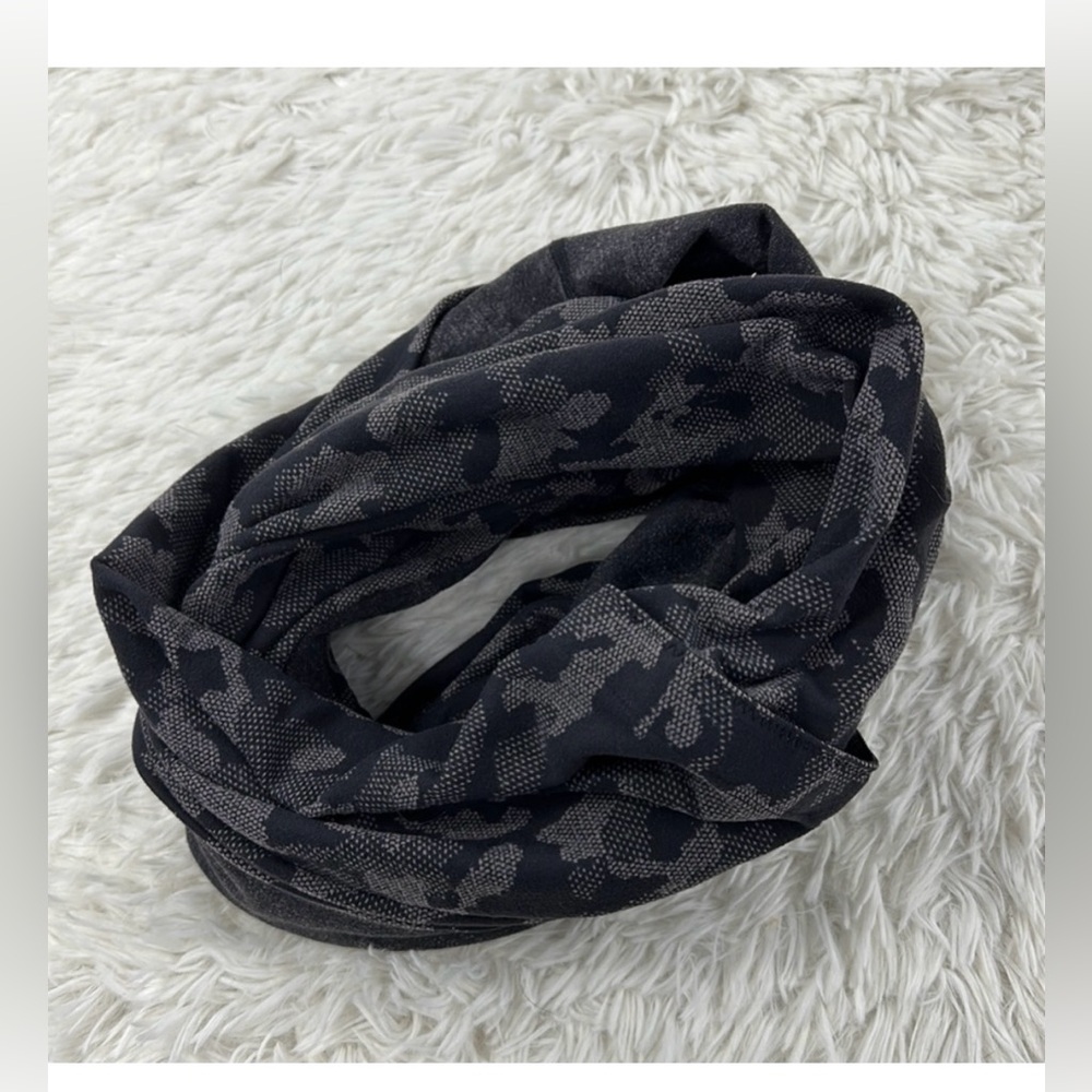 Lululemon Vinyasa Scarf *Rulu Heritage Camo Jacquard Black Lunar Rock